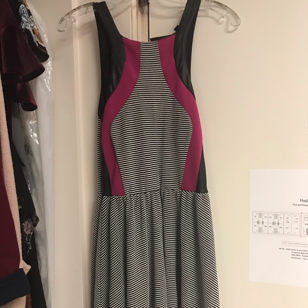 Semi formal short dress!!